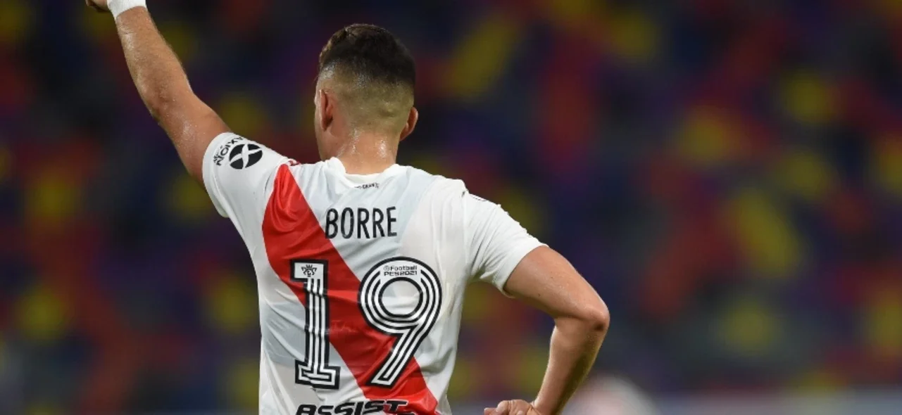 Rafael Borré marcó el primer gol en el triunfo de River. / Foto: River Plate