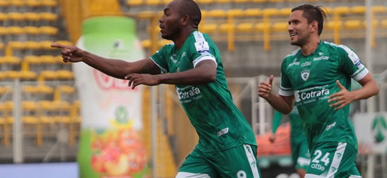 Diego Herazo marcó doblete frente a Envigado. / Foto: VizzorImage - Felipe Caicedo