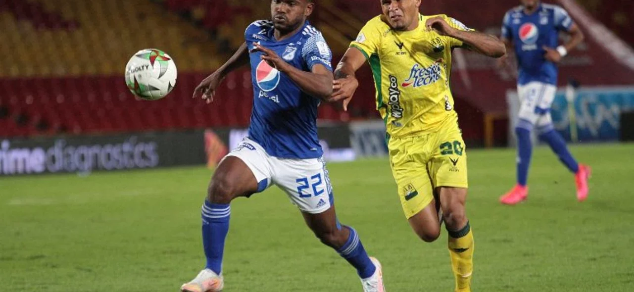Millonarios recibió a Bucaramanga en la jornada 15 de la Liga BetPlay Dimayor / VizzorImage / Felipe Caicedo