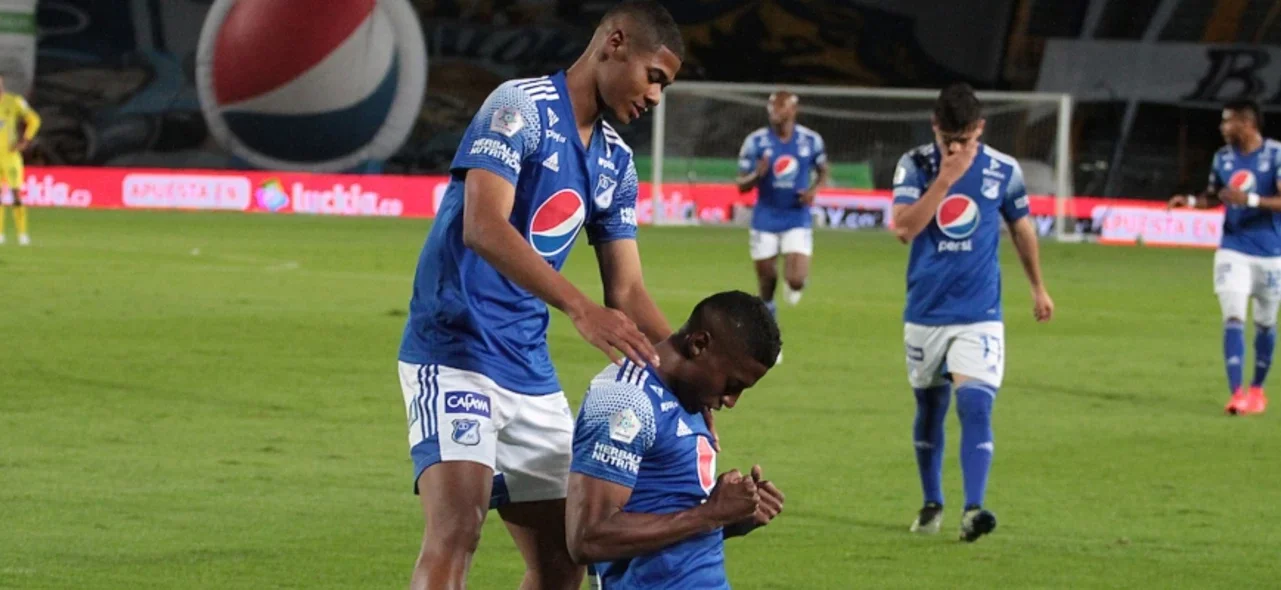Millonarios derrotó 2-1 a Bucaramanga. / Foto: VizzorImage - Felipe Caicedo