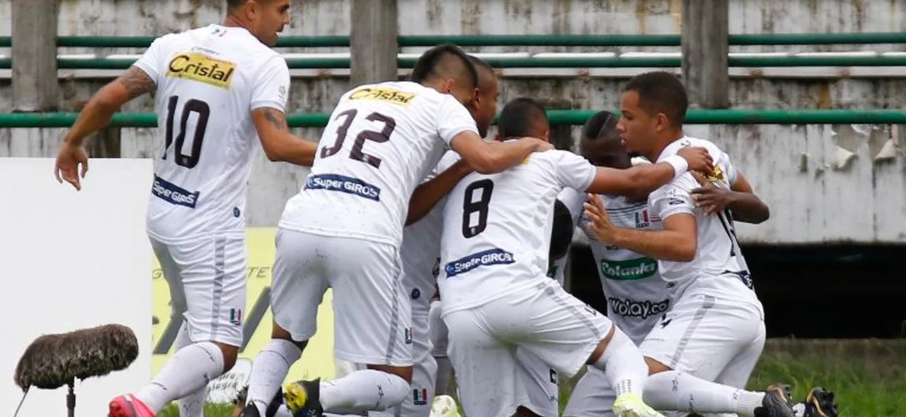 Once Caldas recibió a Boyacá Chicó en la jornada 15 de la Liga BetPlay Dimayor / Foto: VizzorImage - John Jairo Bonilla