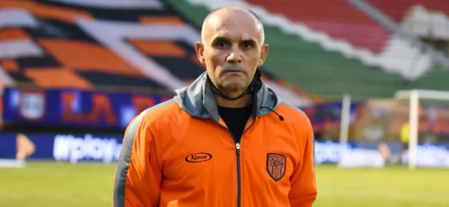 José Arastey no va más como técnico de Envigado | Foto: VizzorImage / Edward Leguizamón