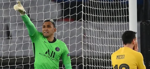 Kelyor Navas le atajó un penal a Messi / AFP