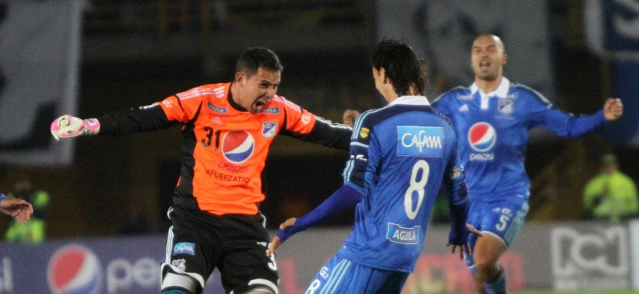 Luis Delgado celebrando un gol con Millonarios ante Once Caldas / Foto VizzorImage