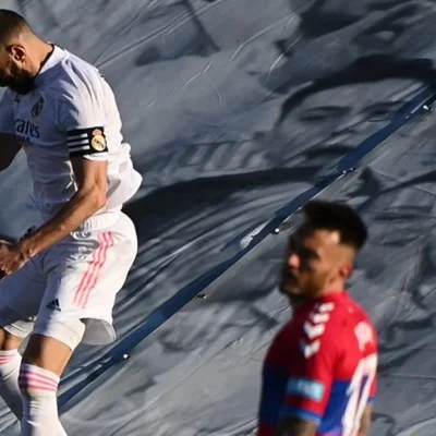 ¡Benzema, salvador! Real Madrid le remontó a Elche y sigue en la pelea ...