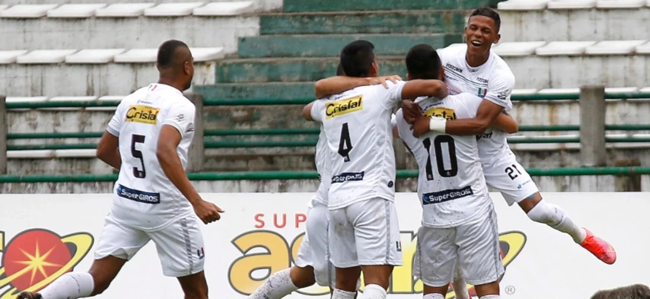 Once Caldas logró su segundo triunfo en la Liga | Foto: VizzorImage /John Jairo Bonilla