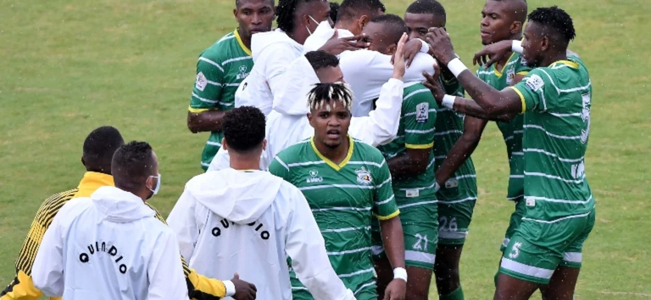 Quindío celebra el triunfo sobre Leones / Foto VizzorImage