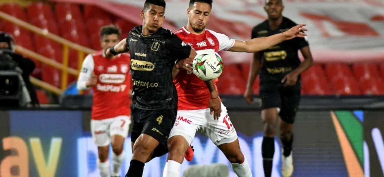 Santa Fe recibió a Once Caldas en la fecha 14 de la Liga BetPlay Dimayor | VizzorImage / Luis Ramírez