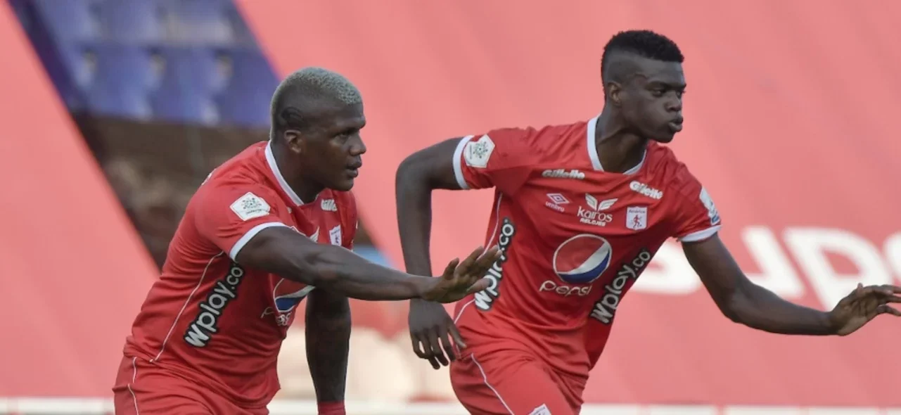 América es octavo en la Liga con 26 unidades. / Foto: VizzorImage - Gabriel Aponte