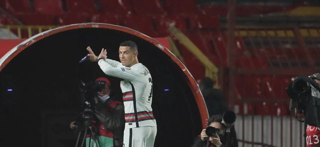 Cristiano Ronaldo en juego por Eliminatorias/ Foto AFP