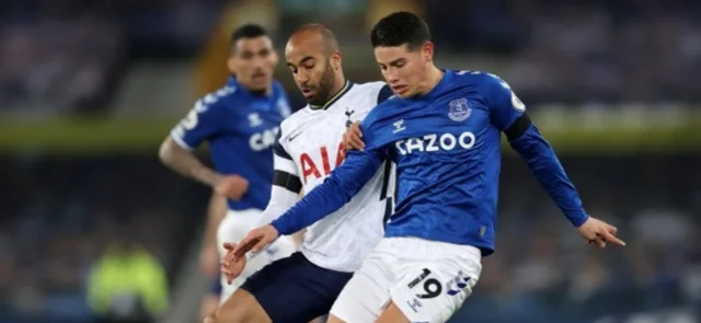 James Rodríguez disputó todo el partido/ AFP