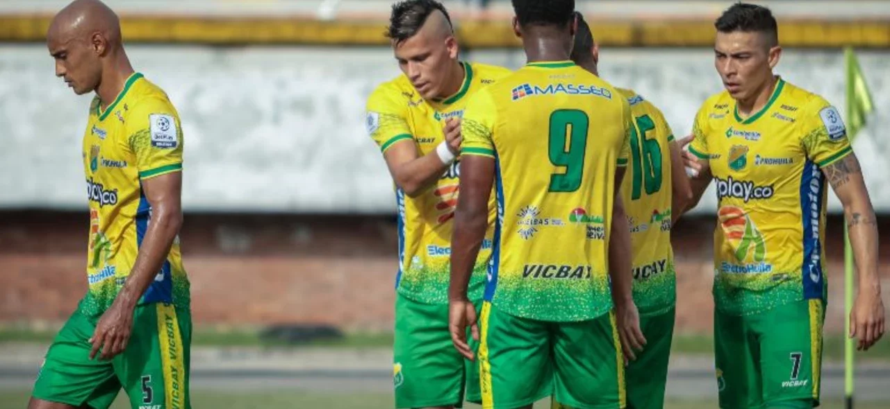 Huila recibió a Real Cartagena en la Jornada 15 del Torneo BetPlay Dimayor / VizzorImage / Sergio Reyes