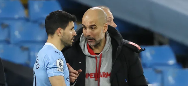 Pep Guardiola aseguró que hay muchas opciones de no fichar a un delantero. / Foto: AFP