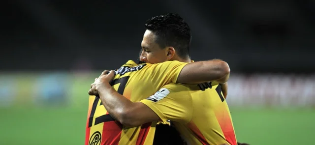 Pereira reportó 10 casos de COVID-19. / Foto: VizzorImage - Ricardo Vejarano