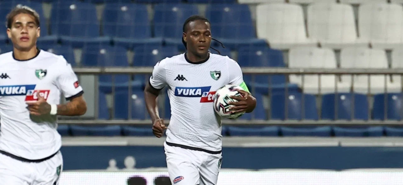 Rodallega, titular con Denizlispor. / Foto: AFP