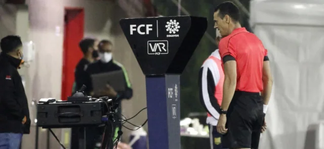 Pereira y Boyacá Chicó tendrán VAR en sus partidos. / Foto: VizzorImage - Juan Agusto Cardona