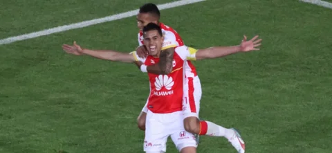 Yulián Anchico recordó el título de 2012 con Santa Fe | Foto: VizzorImage / Felipe Caicedo