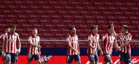 Atlético de Madrid venció 2-0 a Huesca / Foto AFP