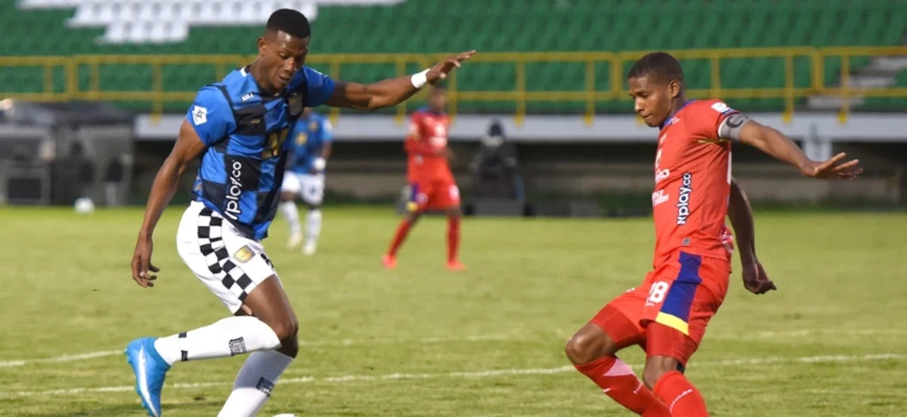 Boyacá Chicó y Pasto empataron sin goles | Foto: VizzorImage / Macgiver Barón