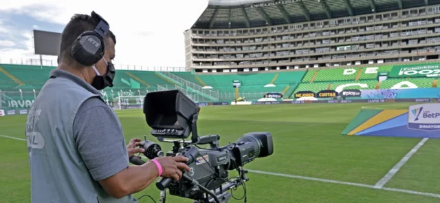 Más de 400 personas harán parte de la gran transmisión que hará Win Sports. / Foto: VizzorImage - Gabriel Aponte