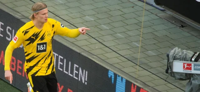 Erling Haaland, delantero de Borussia Dortmund / AFP