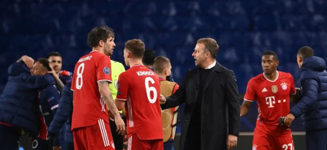 Hansi Flick dirigiendo a Bayern Múnich / Foto AFP