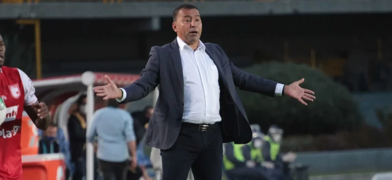 Harold Rivera, técnico de Santa Fe | VizzorImage/ Felipe Caicedo