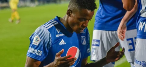 Jader Valencia, autor del gol del triunfo de Millonarios | Foto: VizzorImage / Edgar Cusguen