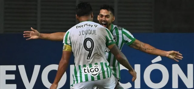 Andrade y Duque marcaron goles del triunfo / AFP