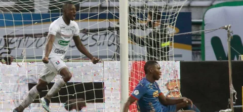 Ménder García abrió el marcador | Foto: VizzorImage / John Jairo Bonilla