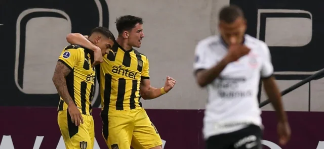 David Terans selló el triunfo de Peñarol / AFP