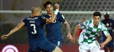 Matheus Uribe jugó los 90 minutos / AFP