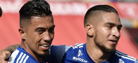 Millonarios celebrando la victoria ante América en el Pascual / Foto VizzorImage