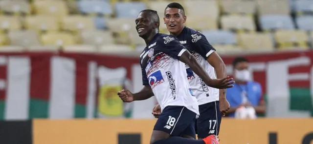 Edwuin Cetré celebra el gol en el triunfo de Junior sobre Fluminense / Foto: AFP