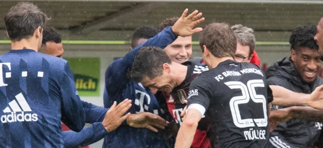 Robert Lewandowski, sinónimo de gol / AFP