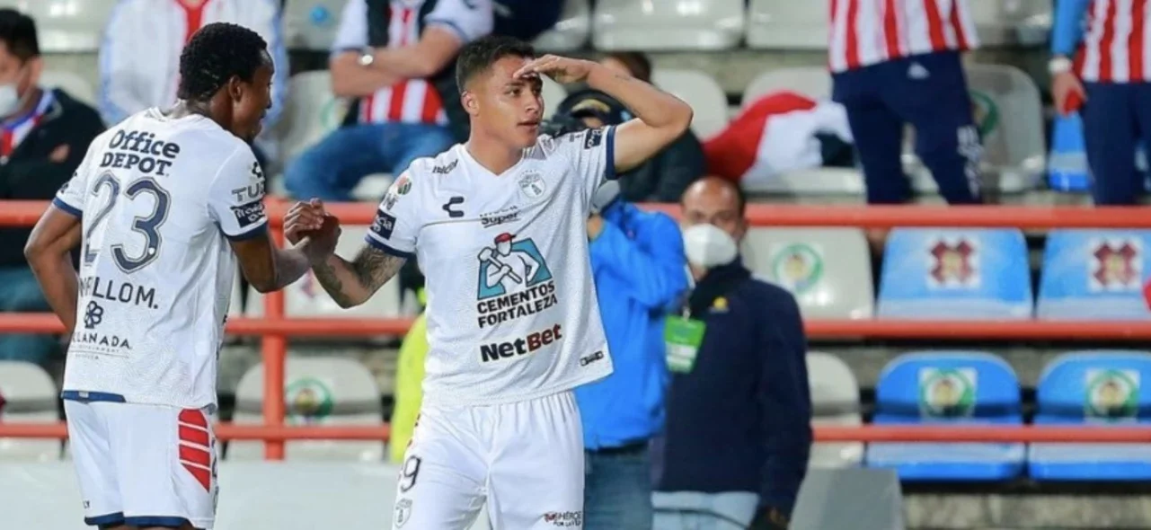 Murillo marcó doblete en el triunfo de Pachuca. / Foto: Tuzos. Murillo marcó doblete en el triunfo de Pachuca. / Foto: Tuzos.
