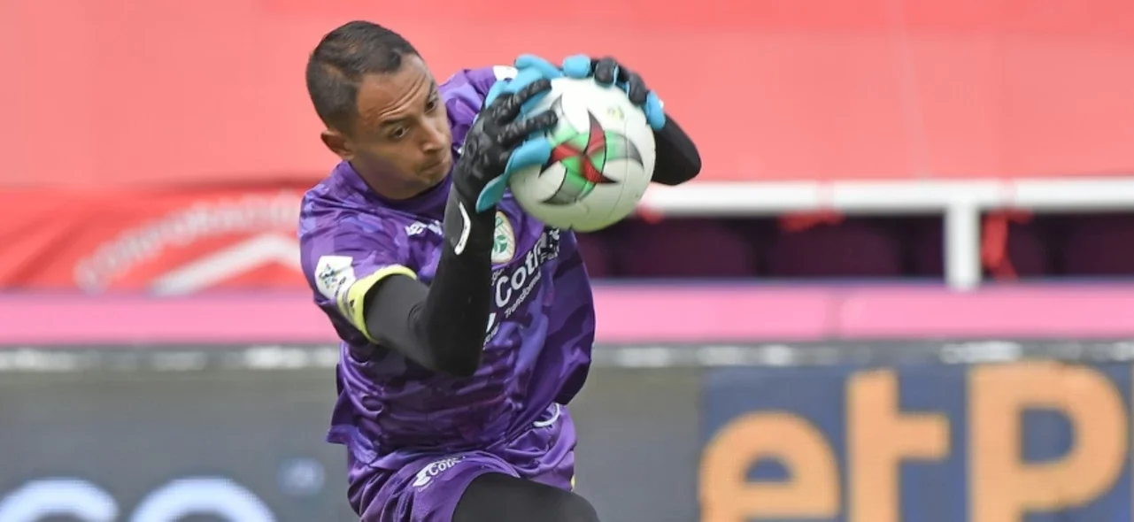 Sergio Román, arquero de La Equidad. / Foto: VizzorImage - Gabriel Aponte