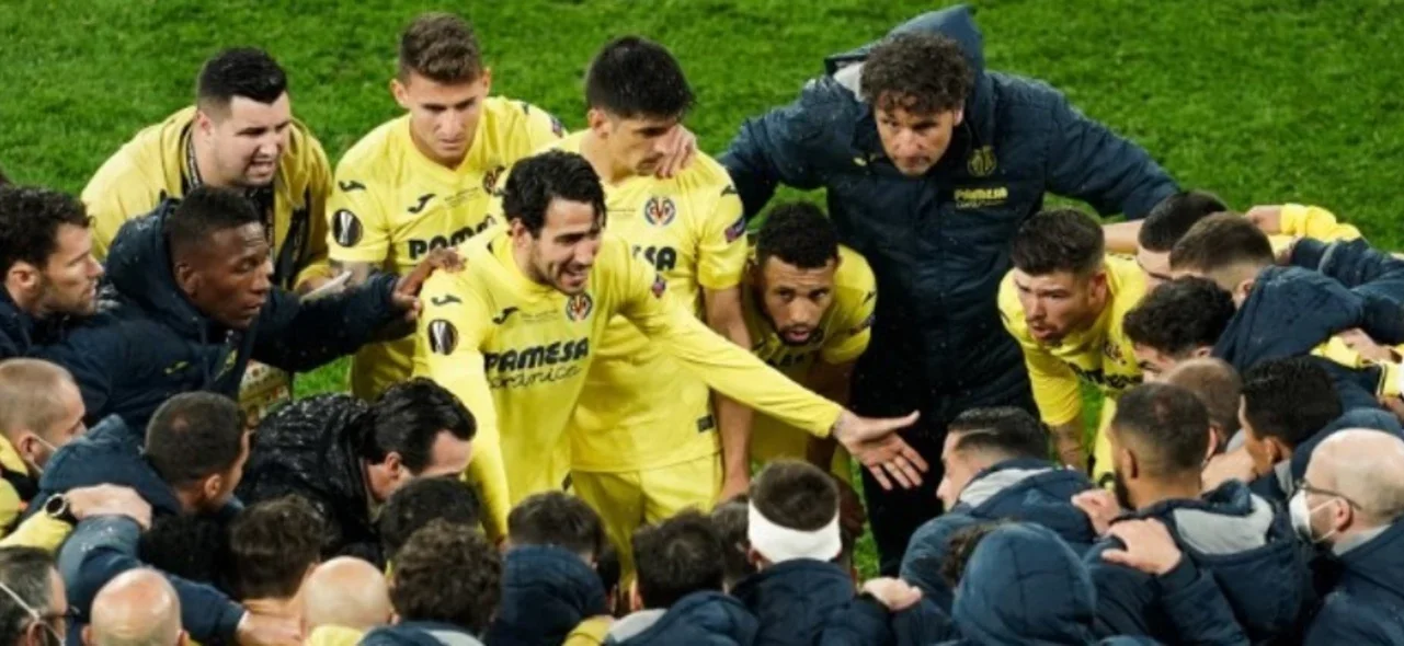 Dani Parejo y Villarreal antes de los penales / Foto AFP