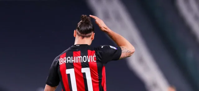 Zlatan fue sustituido en el minuto 66 / Foto AFP
