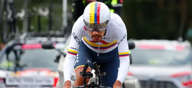 Daniel Martínez, el mejor colombiano en el Giro de Italia / AFP