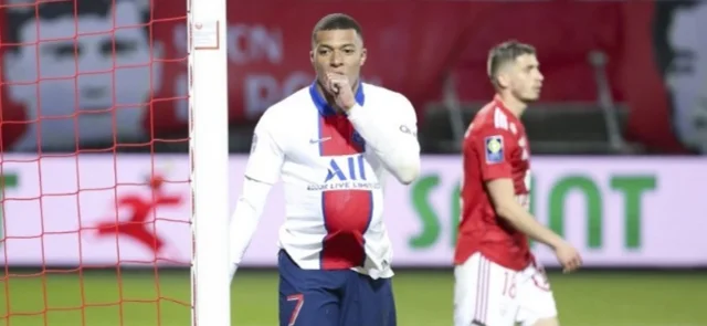Los mejores goles de Mbappé en la Ligue 2020/21 / AFP