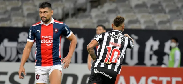 Mineiro celebra el triunfo sobre Cerro Porteño / Foto AFP