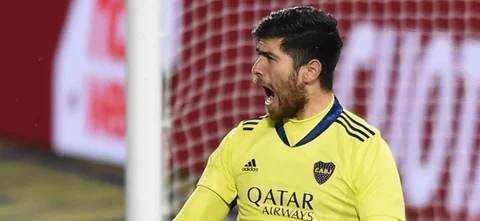 Agustín Rossi se destacó en la tanda de penaltis / AFP