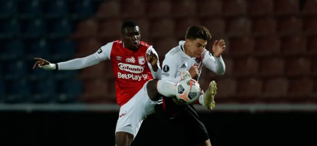 Santa Fe vs. River en el partido de ida / Foto AFP