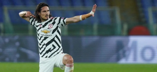 Edinson Cavani se reportó con doblete / AFP