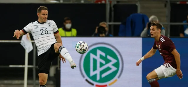 Christian Gunter en el amistoso entre Alemania y Letonia/ Foto: AFP