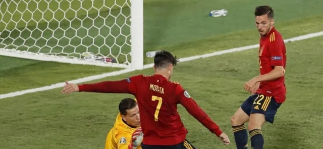 España está parcialmente eliminada de la Euro/ AFP