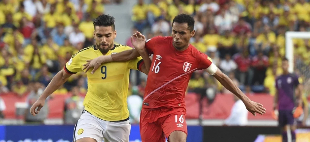 Carlos Lobatón jugó 49 partidos con Perú. / Foto: AFP