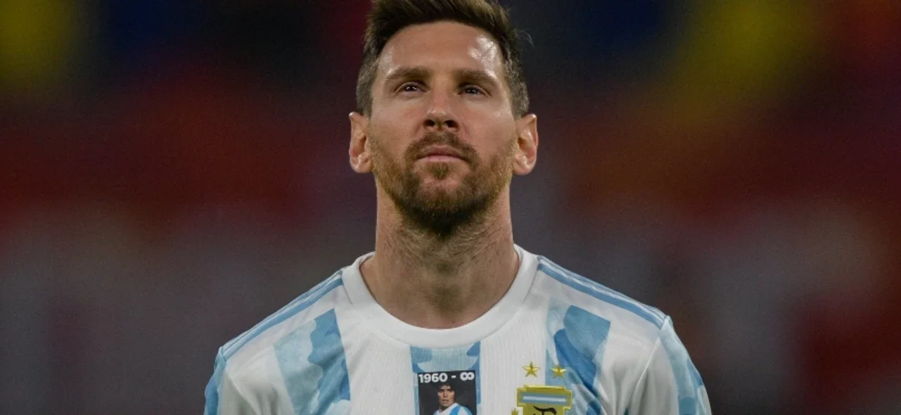 Lionel Messi en el homenaje a Diego Maradona / Foto: AFP