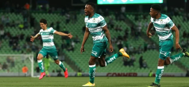 Juan Ferney Otero fue desconvocado por la selección Colombia. / Foto: Club Santos